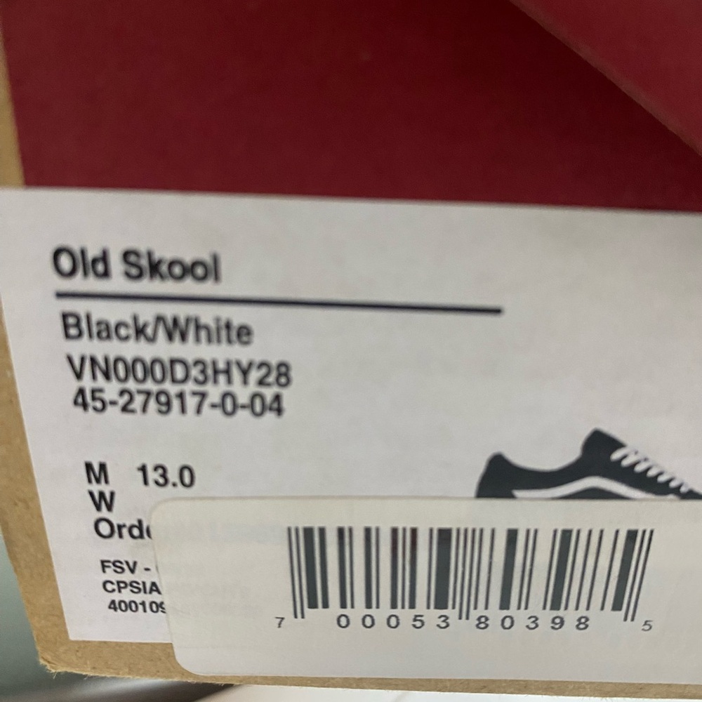 Vans Black and White Sneakers Classic Style Men’s - Picture 2 of 10
